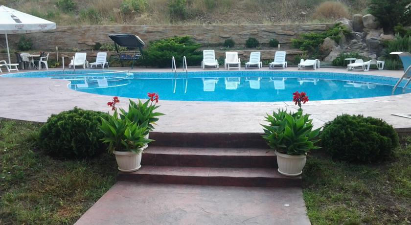 Apartments In Villa Rouge โซโซโปล ภายนอก รูปภาพ